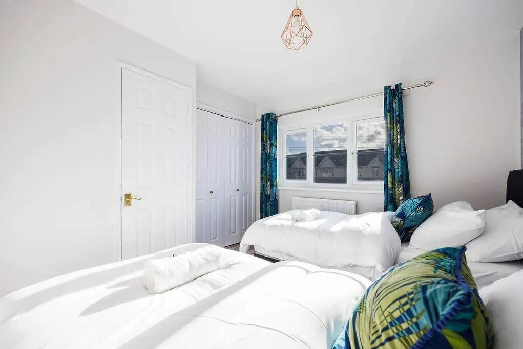فيلا Charming 2Bed House باركنغ بيت للعطل